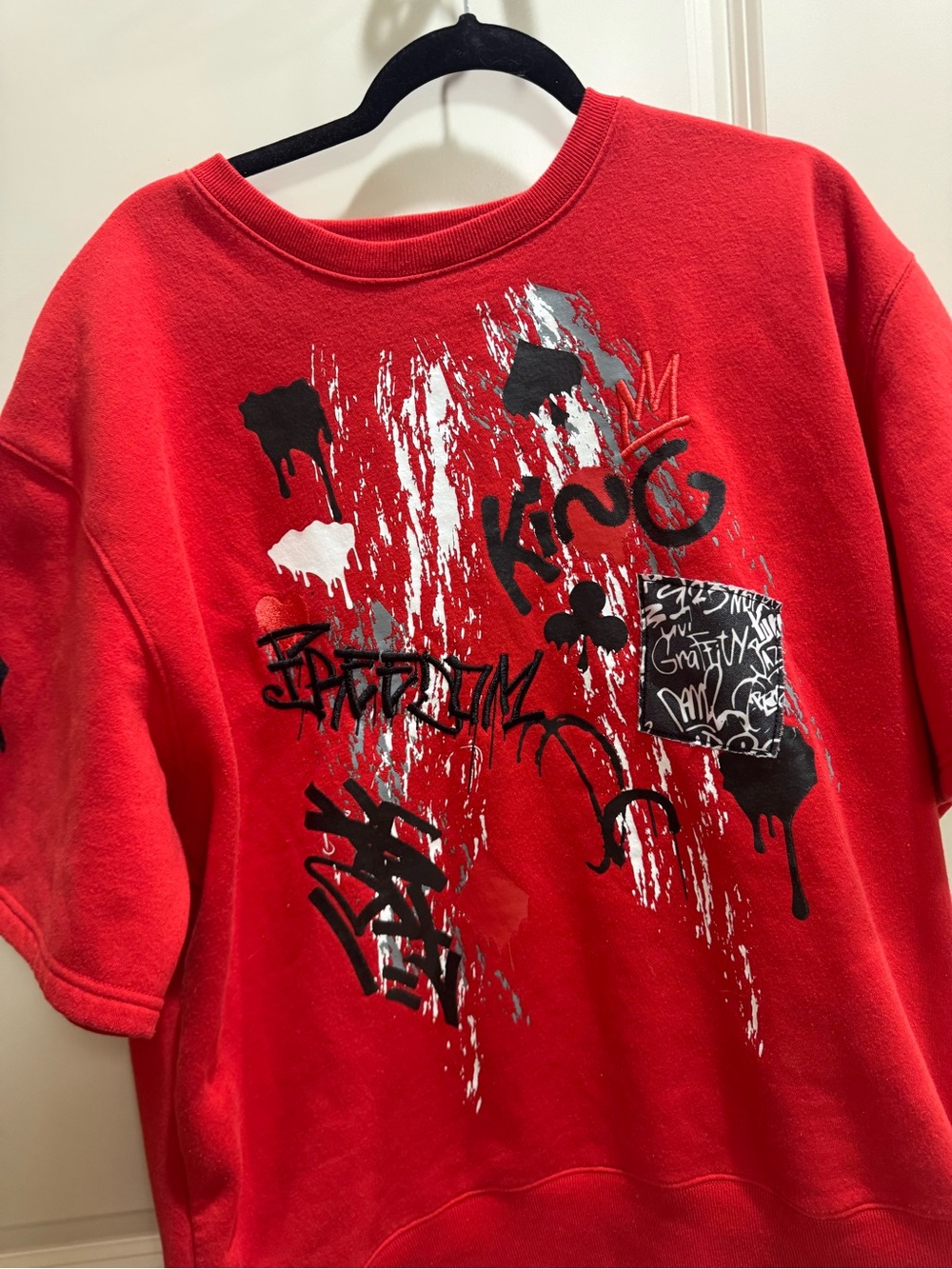 Red Graphic Pullover Sweatshirt - Casual Street Style